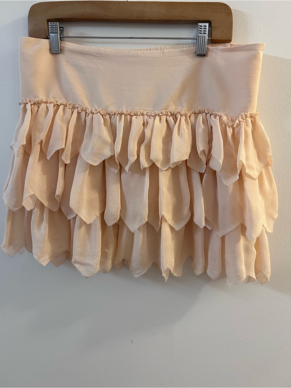 The Great 100% Silk ruffled Layered Petal Tiered Flowy Peach Mini Skirt. Size-L